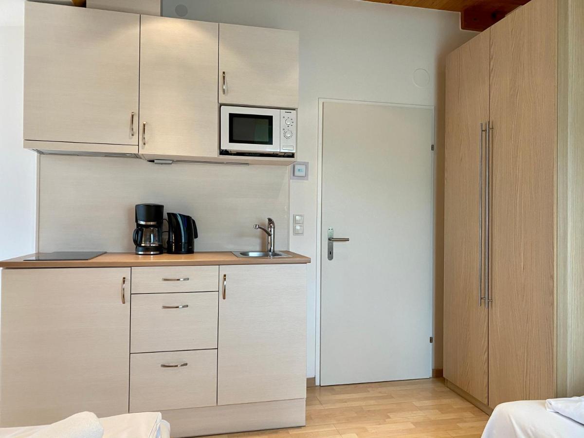 Ajo Balcony Lake View Studio Apartments - Self-Check-In Vienna Exterior photo