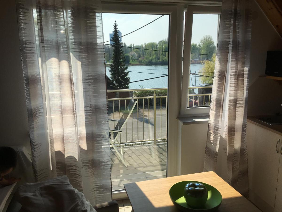 Ajo Balcony Lake View Studio Apartments - Self-Check-In Vienna Exterior photo